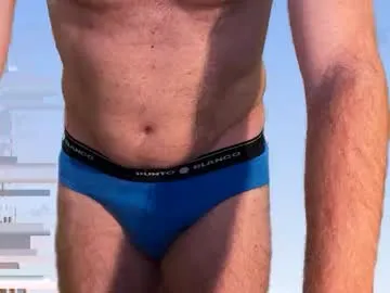 slvbcn75 — #bdsm #sub #slave obeys all your commands; type /tipmenu for options #hairy #redhead