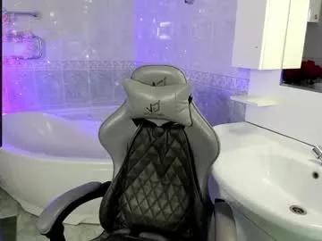 Check out 19 years old sofiyamil from Chaturbate sofiyamil from Chaturbate