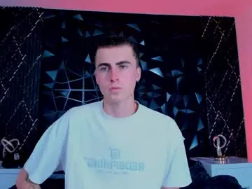 spaceboy_1 — BULGE SHOW  [200 tokens left] #blonde #new #bigdick #cum #tattoo