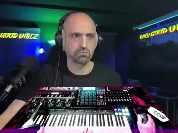 splivke — Splivke's room #german #germany #music #reggae #dancehall #hiphop #electromusic #allgenres #music&chill