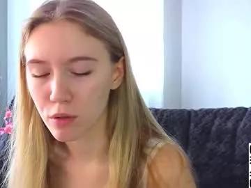 succubelle from Chaturbate