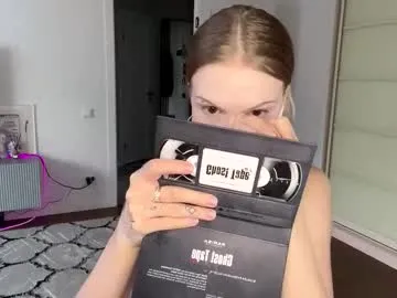 tanyaquartaro — GOAL: Unbutton my shirt [35 tokens remaining] Welcome to my room! My name Alisa.! #18 #shy #bigass #smalltits #new