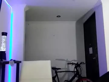 vanesam — Vanesam's room #anal #naturaltits #dirty #spit #c2chi