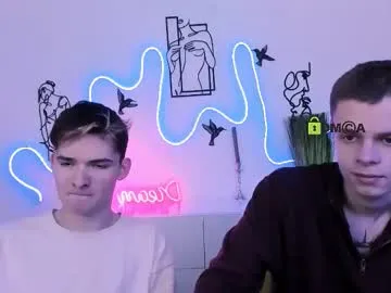 veldi_to — 'CrazyTicket': Hidden Cam show in progress. hot show boy. Tip 125 tokens to see the show.  Type /cmds to see all commands.