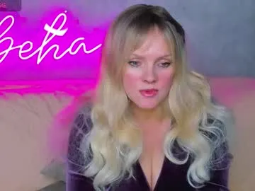 victoria_nelson — GOAL: Lick your finger [15 tokens remaining] Welcome to my room! #new #milf #mature #bigboobs #bigass