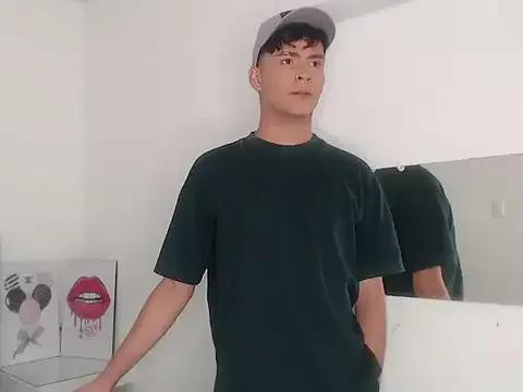 Aaron_Foxxx from StripChat