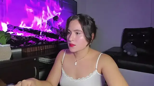 StripChat Alessandra_01 is Freechat Alessandra_01 — ALESSA BOUNCES THAT ASS IN MY FACE