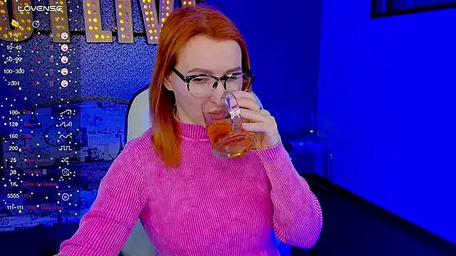 AliceBYKiss — A very hot show