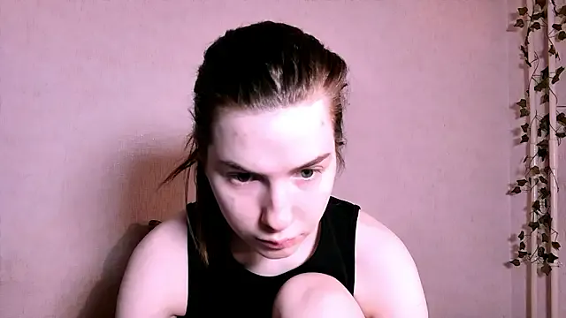 AliceCUNTach — Last tipper gets picture of feet