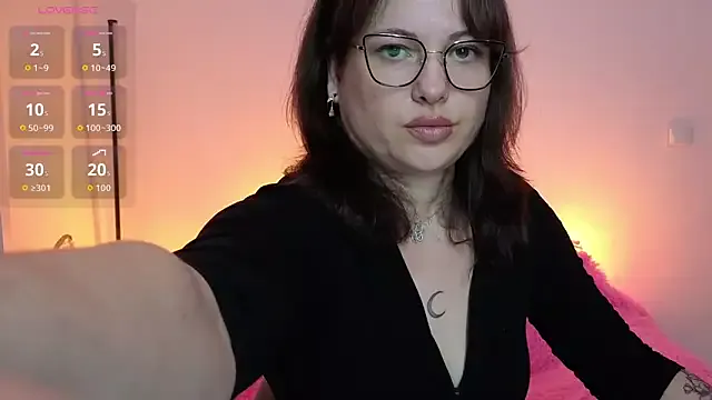 StripChat Amilliyans is Private Amilliyans — stand up & slow dance + control 2 min