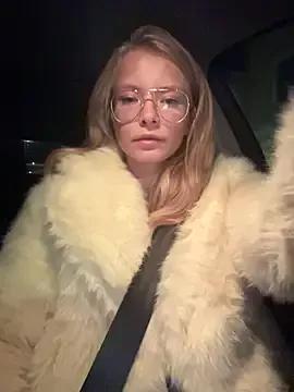 Gorgeous AnastasiaAniess wants you to fuck their body now AnastasiaAniess from StripChat