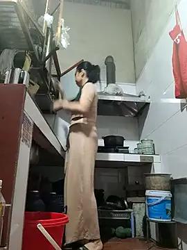 Masturbate to Basanis68, she wants to masturbate for you Basanis68 from StripChat