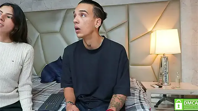 Be_curious — finger Helena's pussy