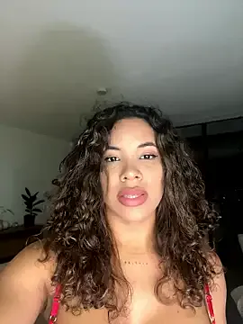 Brunettexio — Show boobs