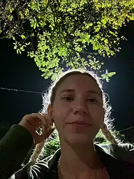 Bruxinha551 — Siririca gostosinha