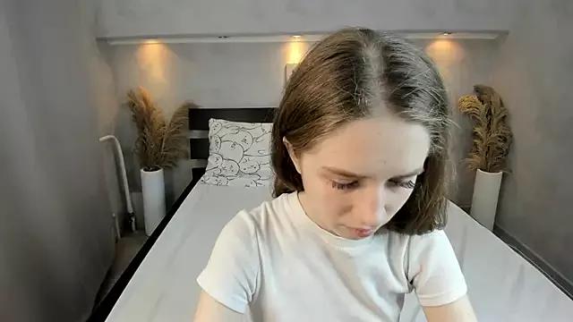 Try Camilla_Kelly, she wants to masturbate for you Camilla_Kelly from StripChat