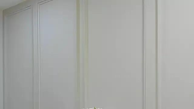 Explore sexy stripper CharlotteBrownn_ CharlotteBrownn_ from StripChat