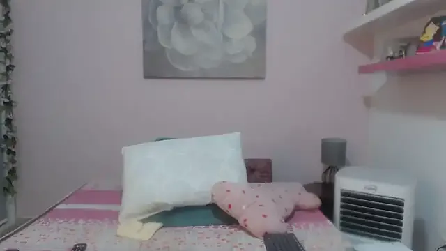 CindyCrawford — titis crem masaje