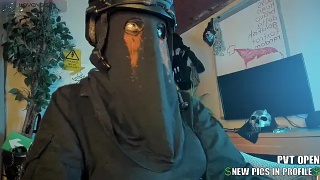 cos_operator — Blow job