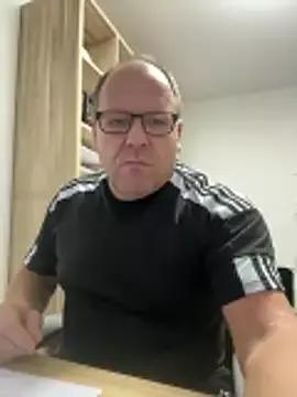 Checkout CoupleLatinaLovers, they want to masturbate for you coupleLatinaLovers from StripChat