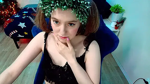 CranberryHot — I play with my nipplesMake me happy 