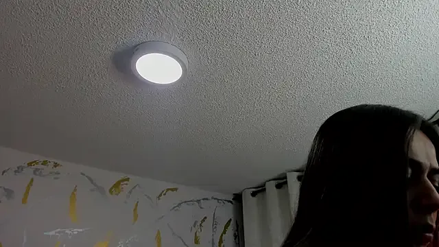 Cristal_Velle — you want to play with my breasts