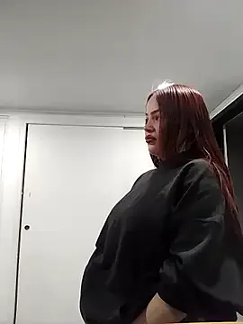 Crystaa12 — finger masturbation