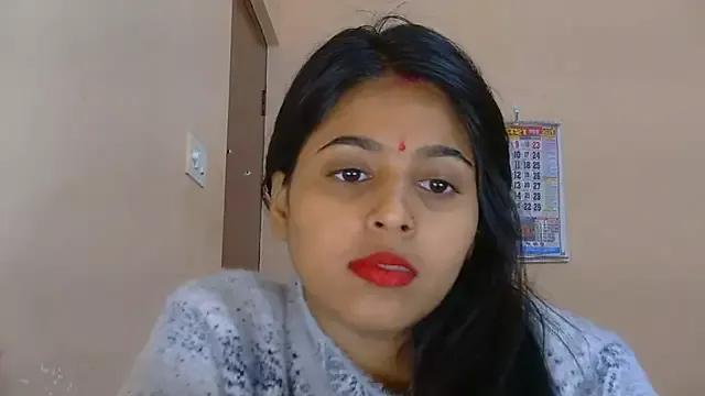 Cute-Simmi69 from StripChat