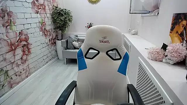 Cutie_Asya from StripChat