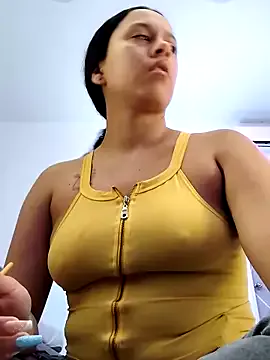 DakotaSanderss —  Seduce with dildo 