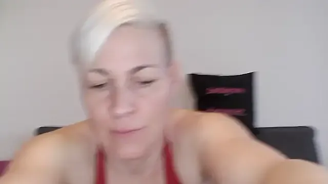 DarleenHot — Hose weg/ Lt Clip