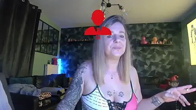 StripChat Delichieuse5 is Freechat Delichieuse5 — string chatte + ctrl domi