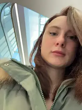 Dina_Tease — Warm up my pussy with vibes 