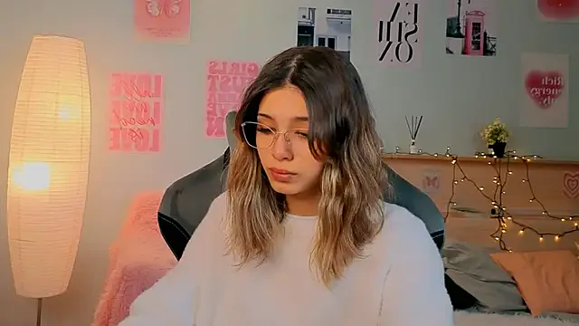 dinnerwithflowers — air kiss