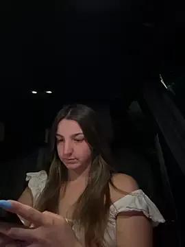 DoriDeluxe66 from StripChat