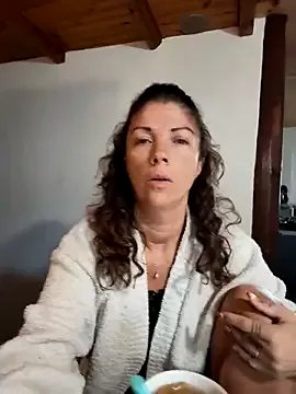 Dreamlove1 from StripChat