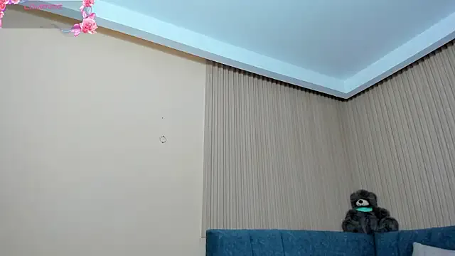 Dulce_emi — Control of lovense x 5 minute +naked