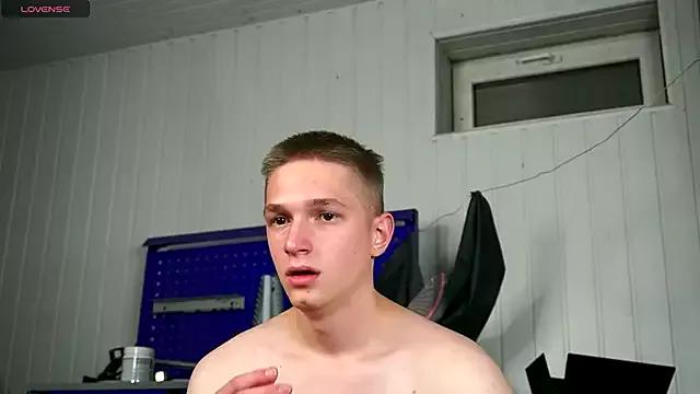 Join Dustyn_fox, he wants to masturbate for you dustyn_fox from StripChat
