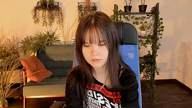 StripChat Elainebeness is Freechat Elainebeness — lovely outfit