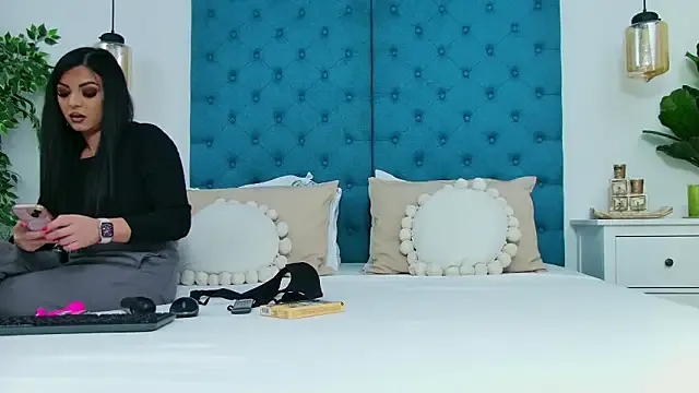 EmilyColle_ — #Edge me with long #vibes till I #beg 