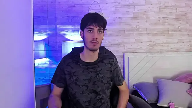 Emir_Ozan_ — lovence in my ass