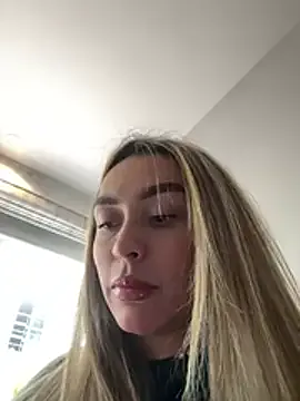 emma_oxford — show asshole and touch