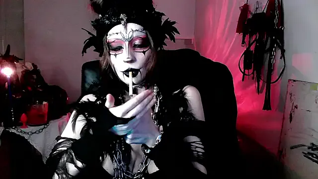 StripChat EmpressMorrigan is Freechat EmpressMorrigan — Topless tease 10 min