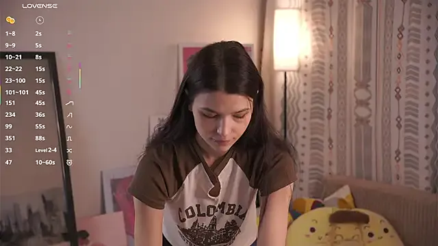 ErlineDumford — suck finger close up