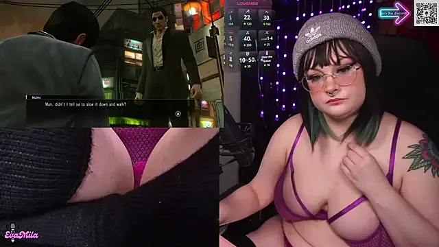 evamila — legs wide open