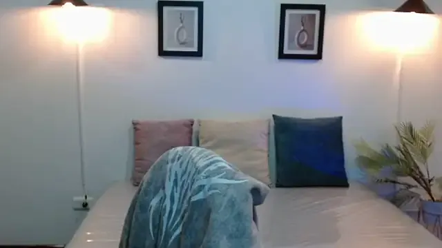 StripChat Evanss_lx is Freechat Evanss_lx — Show tits for Valentine's Day