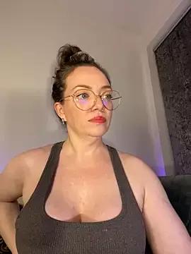 Hot FemDom_RubyKnightXXO wants you to fuck her body now FemDom_RubyKnightXXO from StripChat