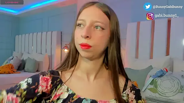 gabi_bunny — Fingering asshole