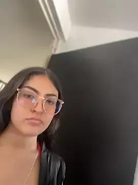 Discover sweet performer Gaby-Herrera Gaby-Herrera from StripChat