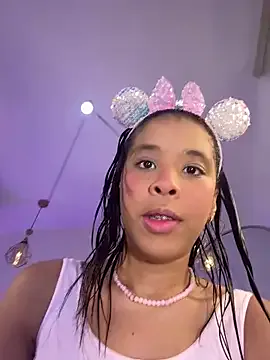 StripChat hade_rosse is Freechat hade_rosse — OCEAN SQUIRT FUCK ME WOWW